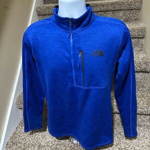 *The NORTH FACE* lightweight atheltic style fleece pullover sweatshirt - mens M